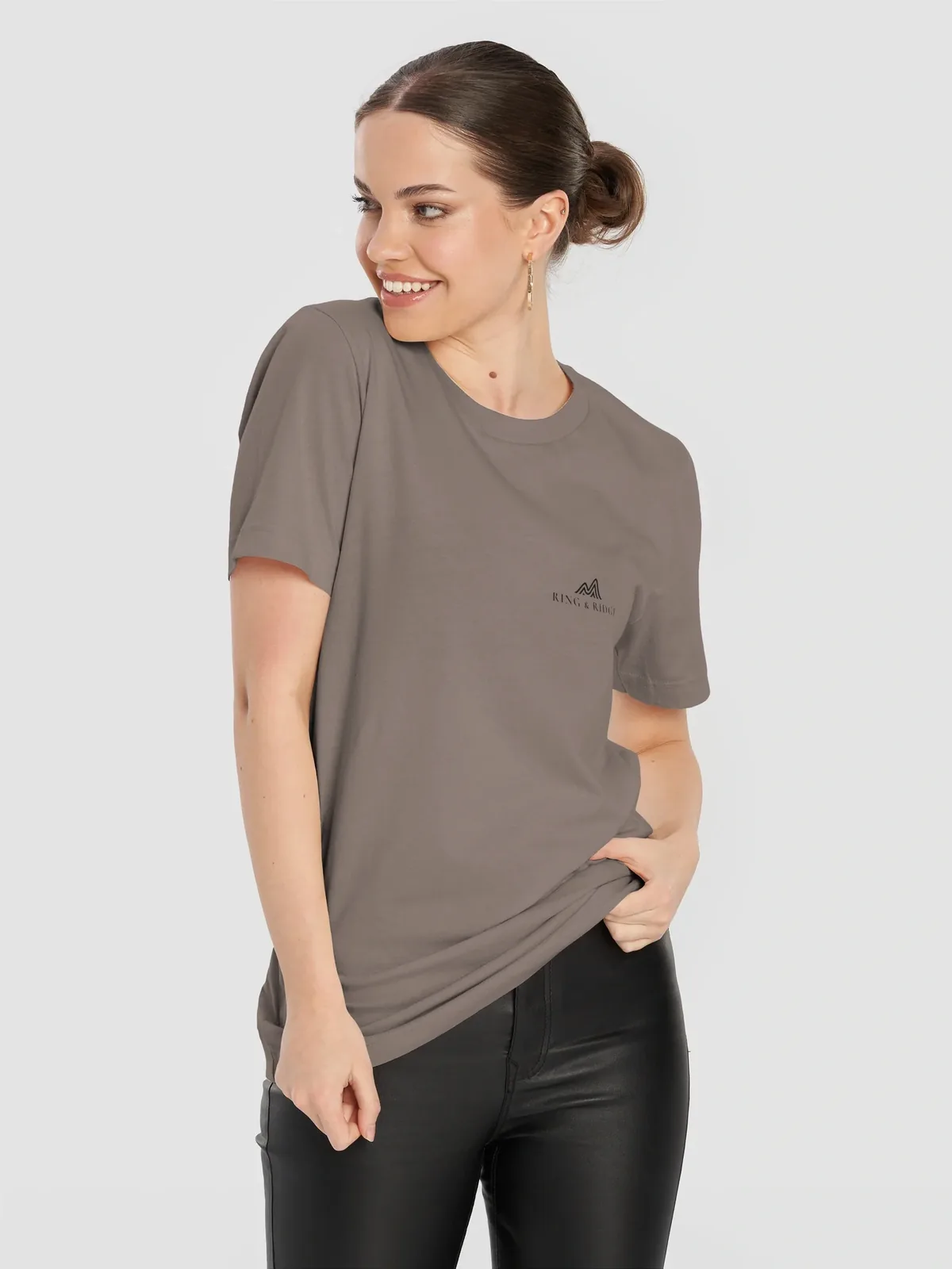 Canoe Sunset Tee in Pebble.