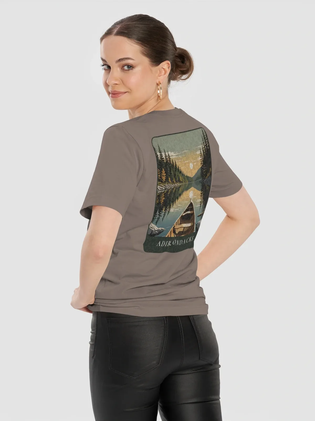 Canoe Sunset Tee in Pebble.